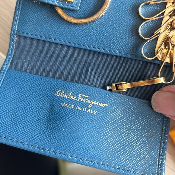 Ferragamo key holder - Picture 7 of 8